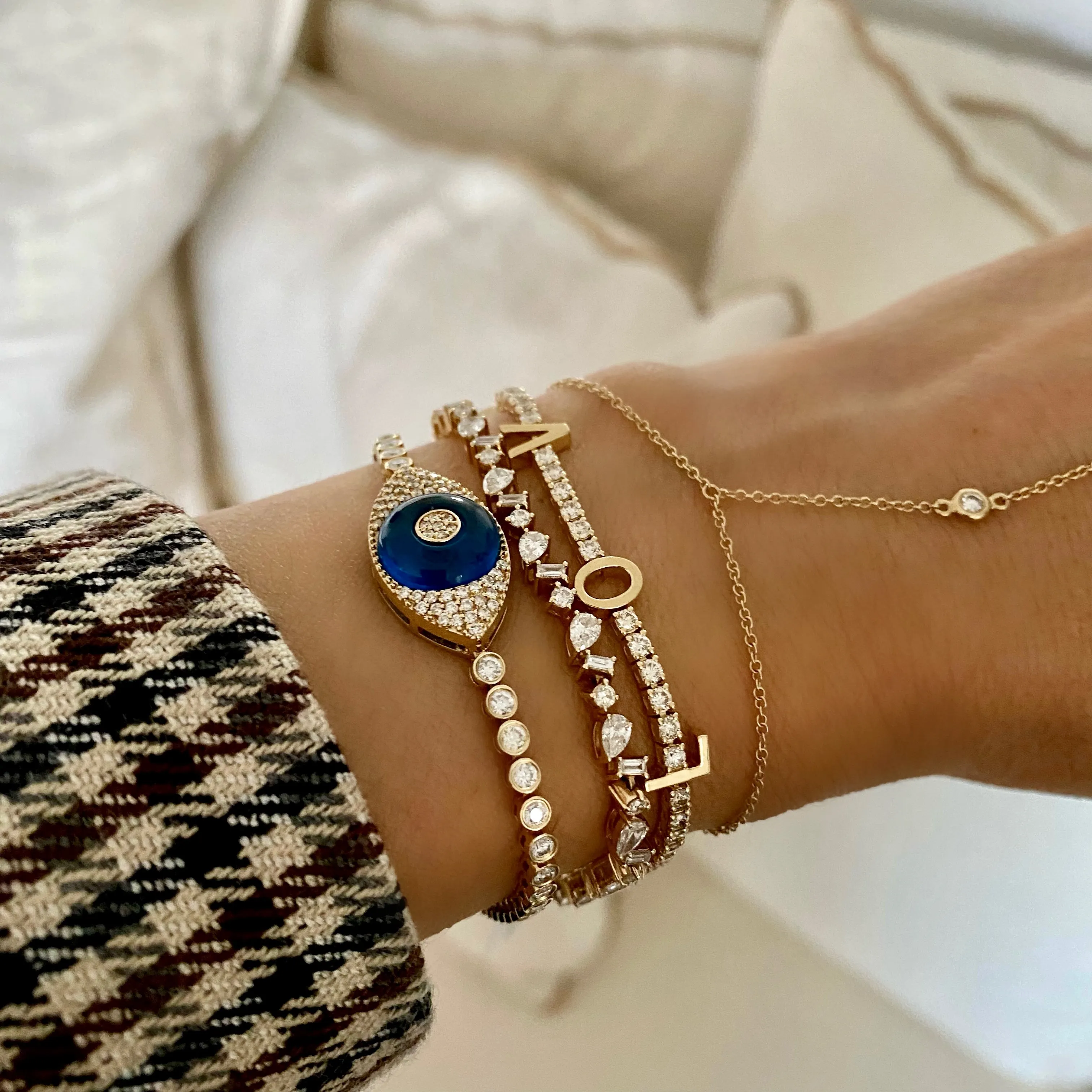 14KT Gold Diamond LOVE Tennis Bracelet