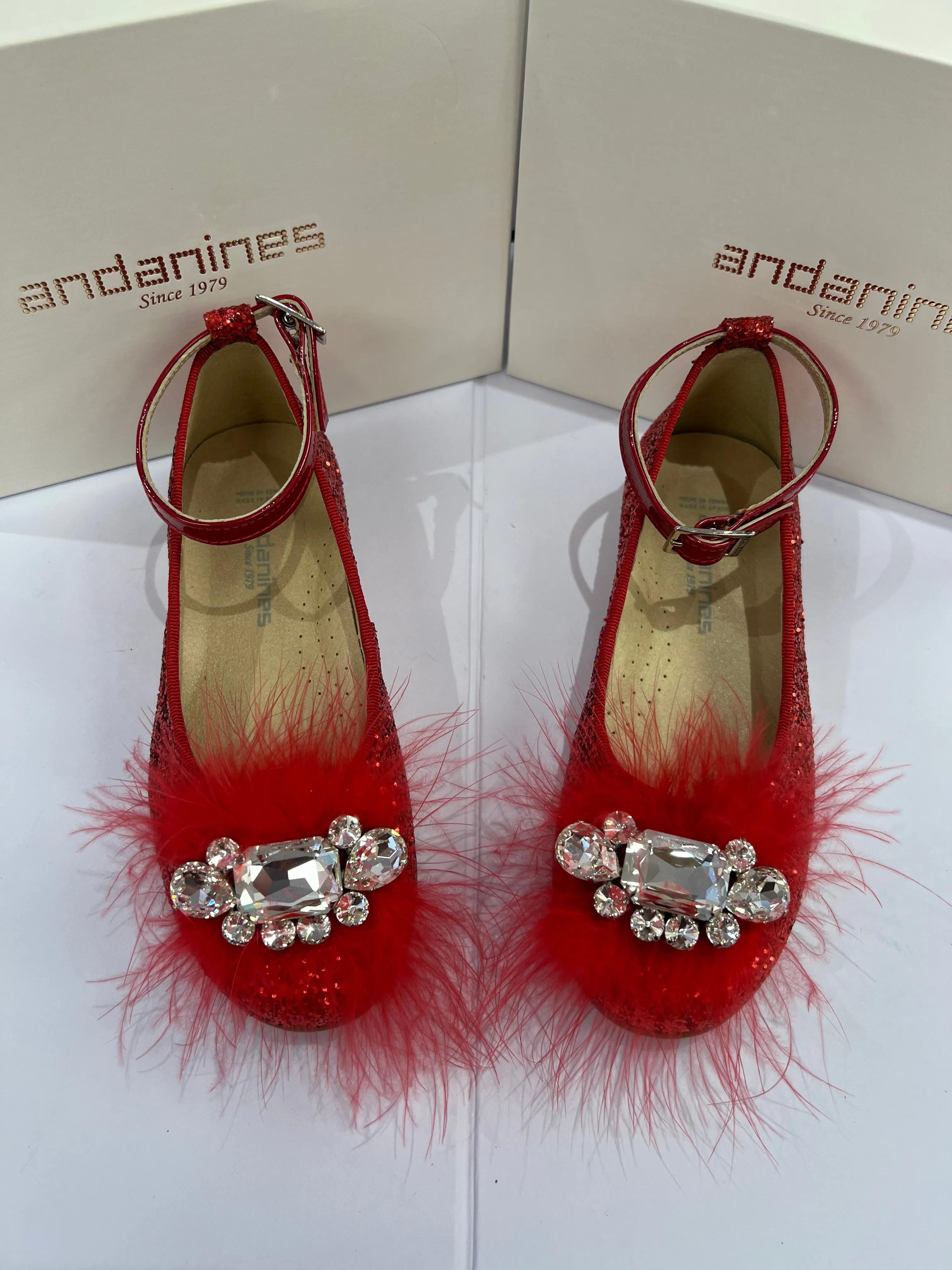 181415 Andanines Red  Feather Jewel Shoe