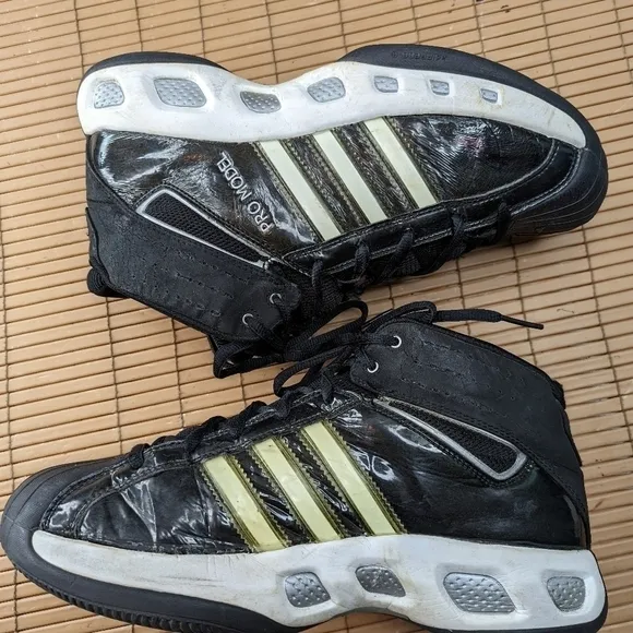 Adidas Pro Model - Men’s Size 11.5. black. Athletic shoes. Basketball shoes. 402