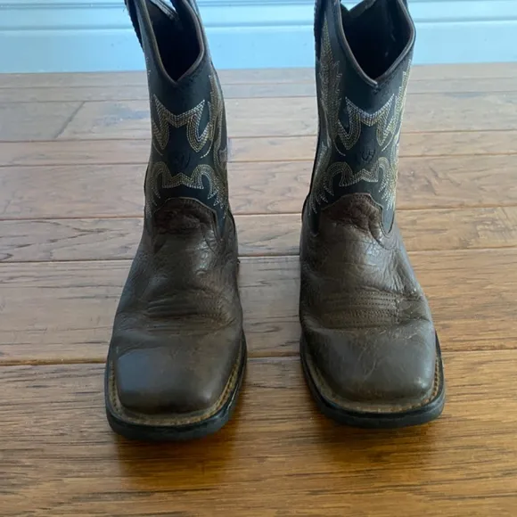 ARIAT KIDS' WorkHog Wide Square Toe Boot, Bruin Brown, Size