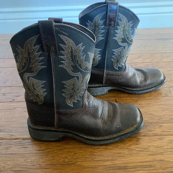 ARIAT KIDS' WorkHog Wide Square Toe Boot, Bruin Brown, Size