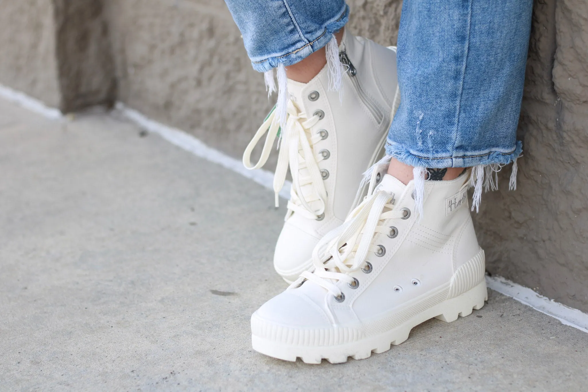 Blowfish Forever in White