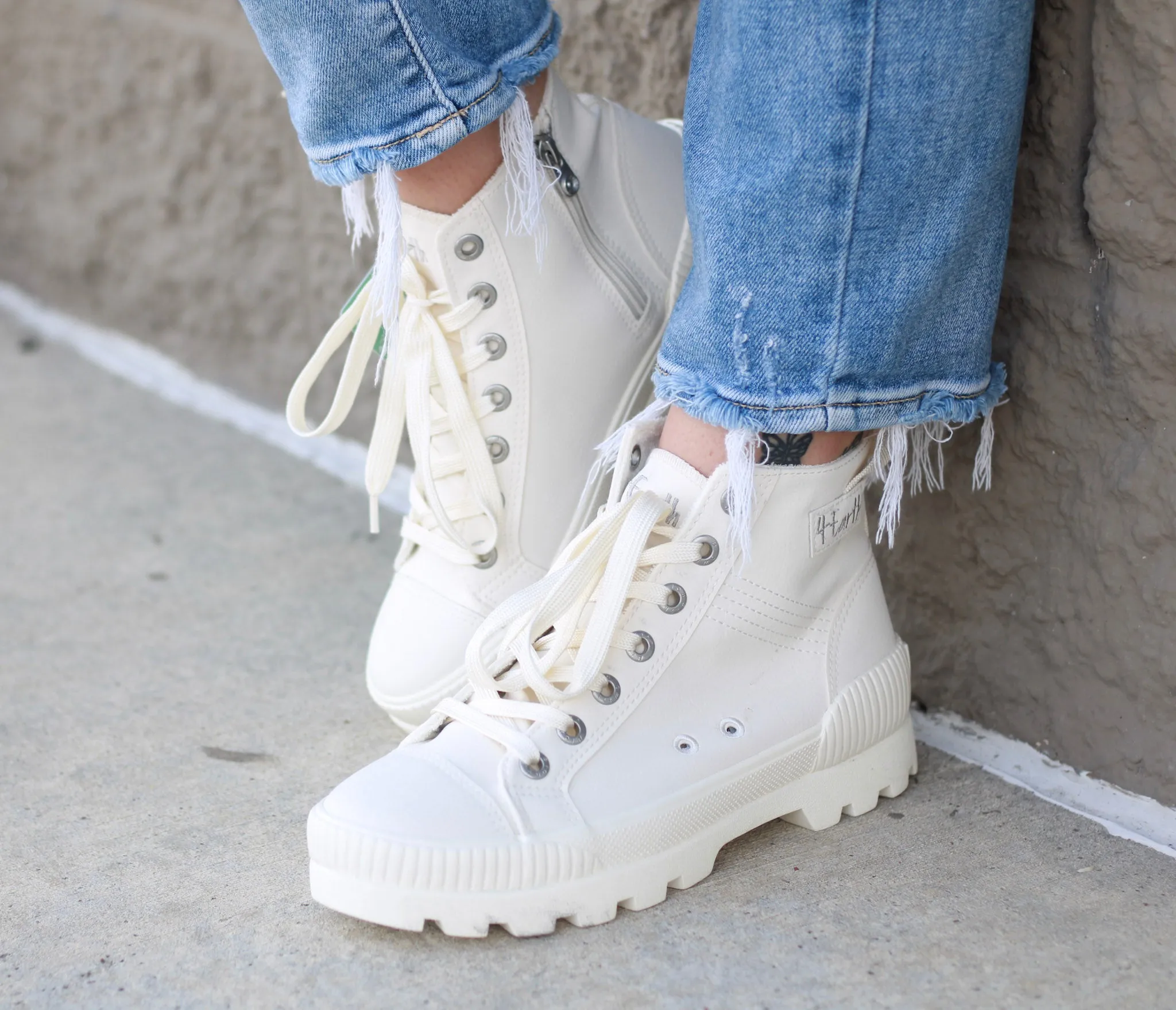 Blowfish Forever in White