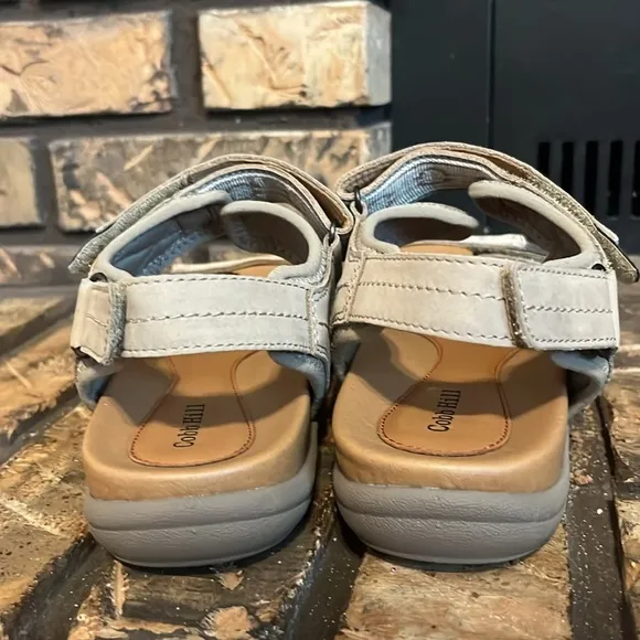 Cobb Hill Rubey Strap Women's Comfort Sandal in Dove Nubuck Size 7 NWOT