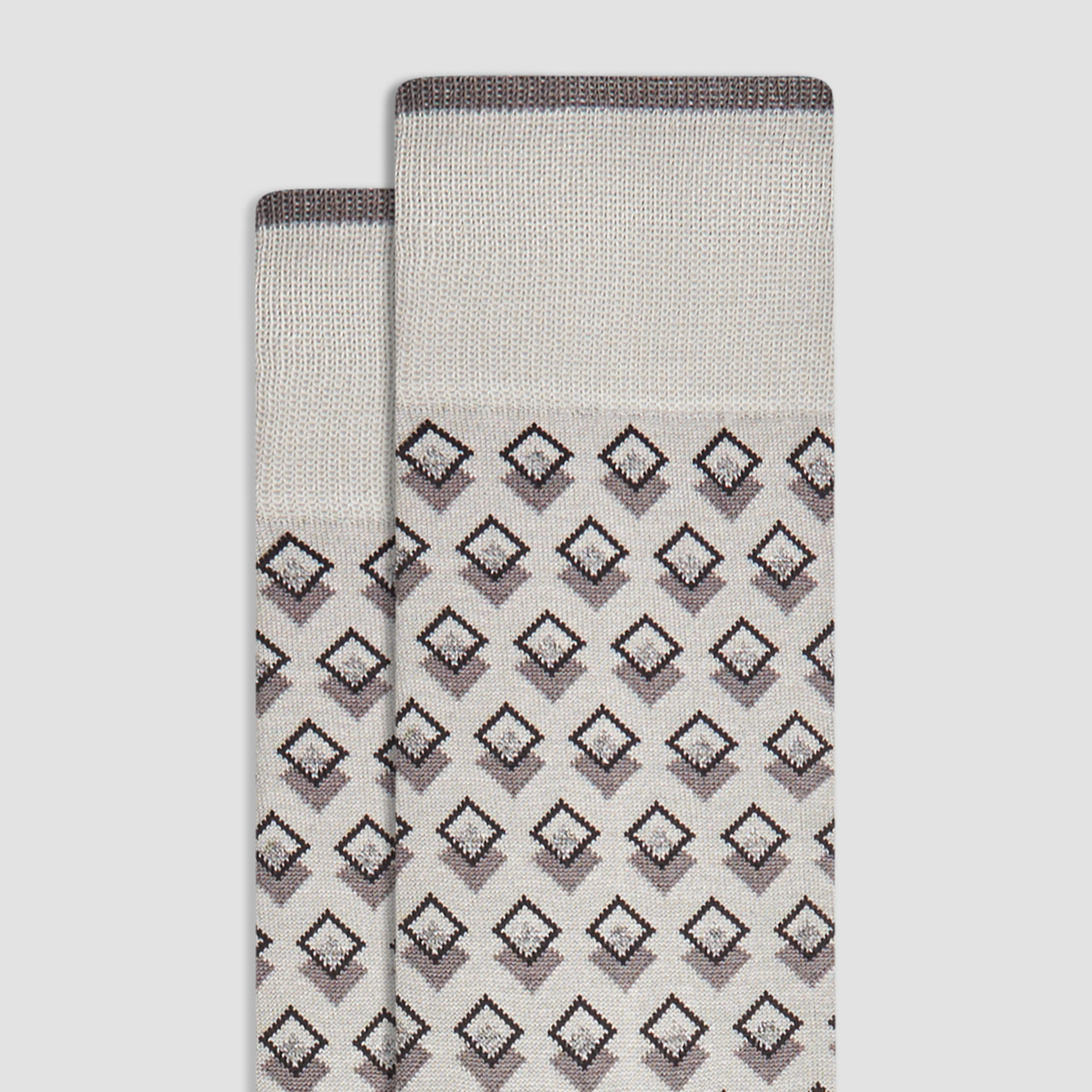 Double Diamond Mid-Calf Socks