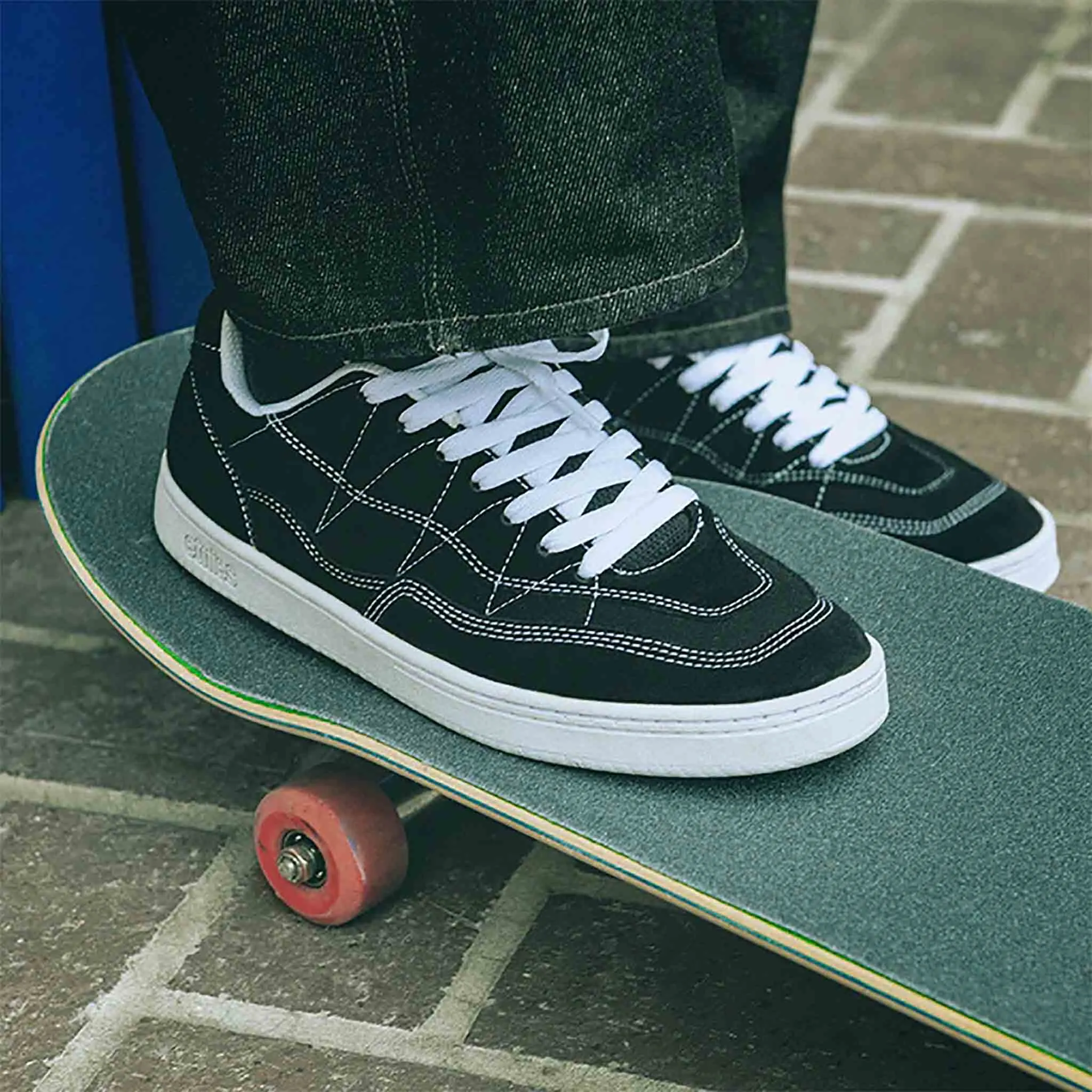 Etnies Snake Black White