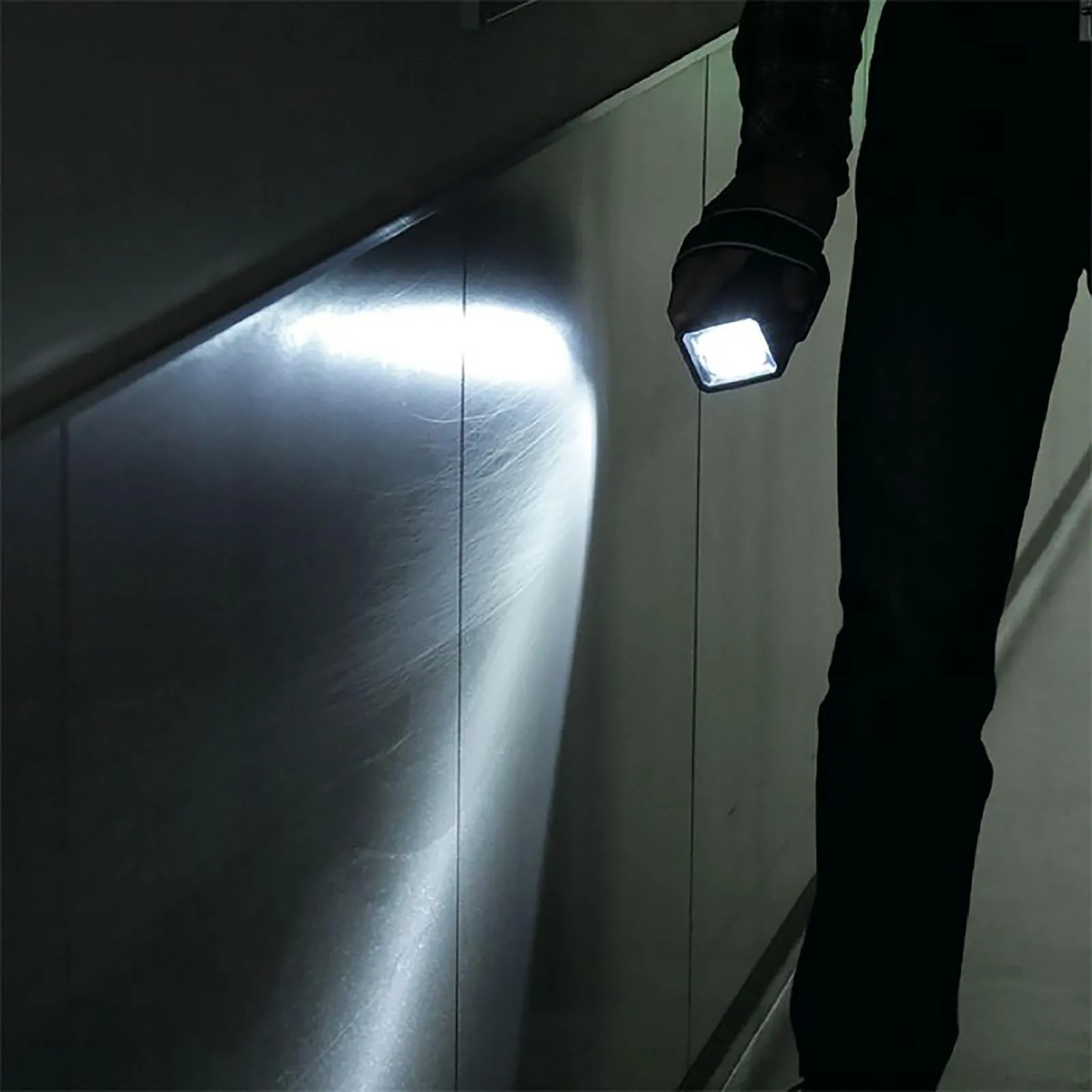 Makita LED Flashlight Torch 18V LXT Li-ion Cordless Body Only DML186