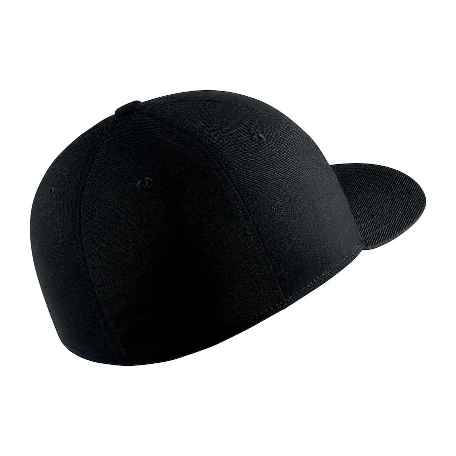 Men's Canada Soccer Primary Logo Swoosh Performance Flex Hat