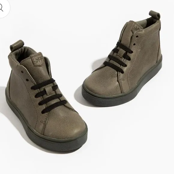 NIB Freshly Picked Blue Spruce Leon Boot Size 9