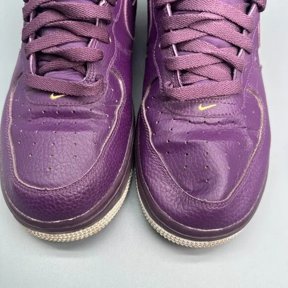 Nike Air Force 1 Men's 9.5 Purple Leather Skate Shoes High Top Athletic Sneakers