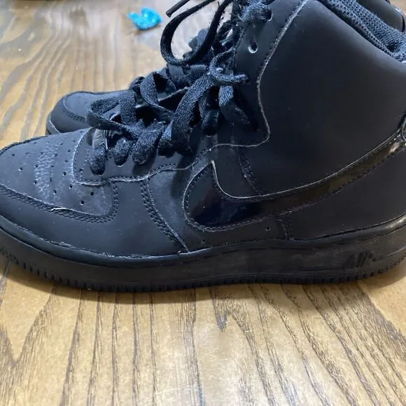 NIKE Air Force 1 One Triple Black Blackout 653998-001 Youth size 4.5