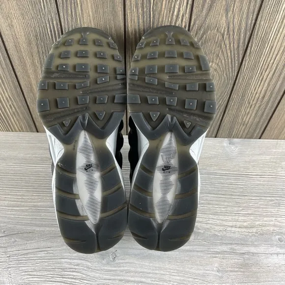 Nike Air Max 95 Shoes Black Silver Sneakers Running Shoes Boys Youth Size: 7Y