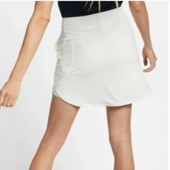 Nike DriFit Golf Women White Skort Skirt Wicking Swoosh Athletic Standard Fit XL
