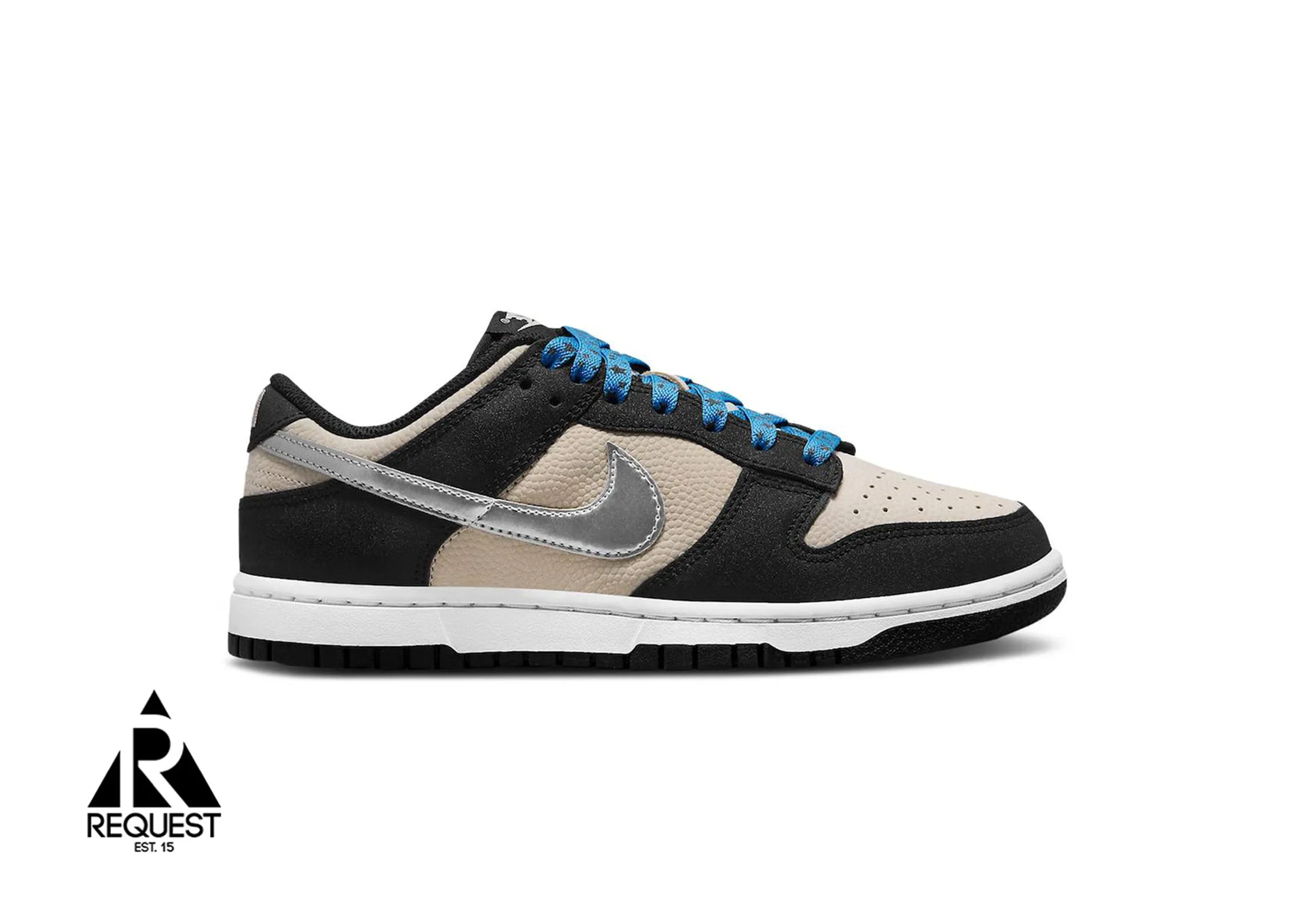 Nike Dunk Low "Starry Laces" (W)