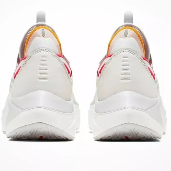 Nike N110 D/MS/X Phantom AT5405-002 Size 12 NWOB White Pink Orange Colorway