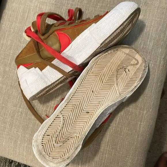 Nike Sacai Blazer LowRider Sneakers Tan and Red Size 5