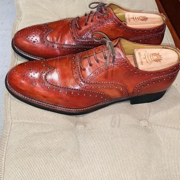 Oliver Francois Ausoni Wingtip Leather Oxfords.