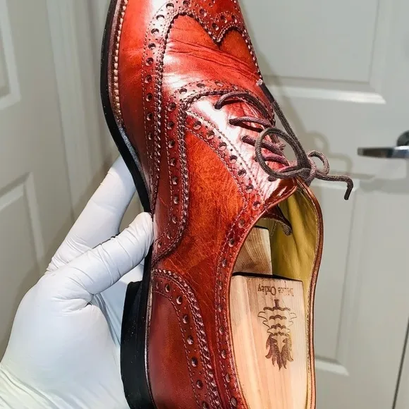 Oliver Francois Ausoni Wingtip Leather Oxfords.
