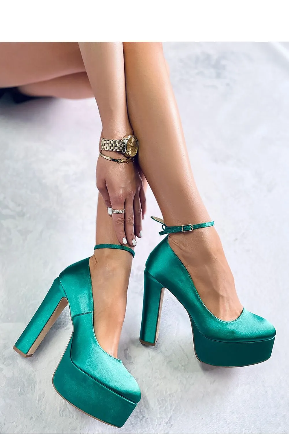 Platform pumps