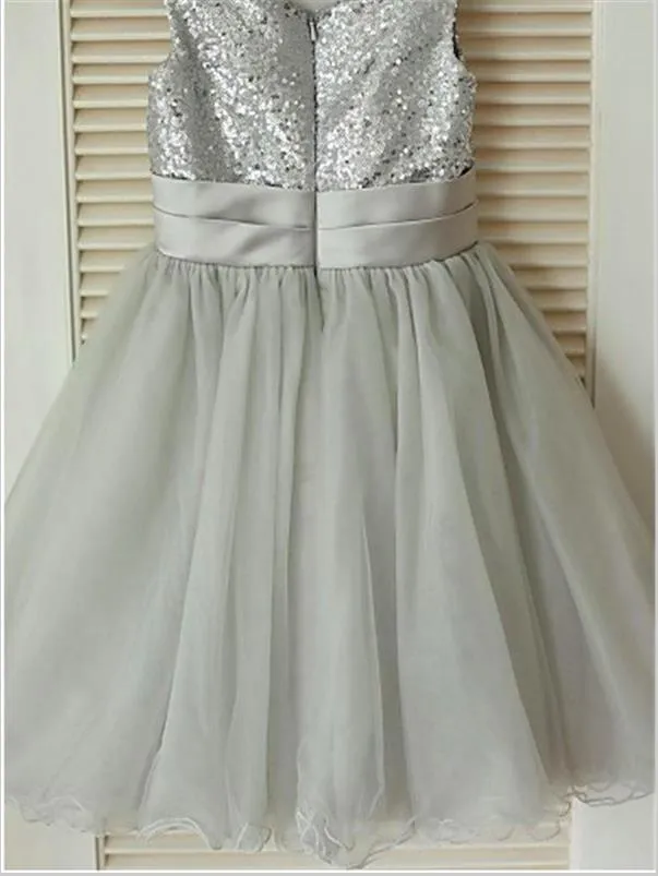 Princess Tulle Scoop Sequin Flower Girl Dresses Tea Length Dress