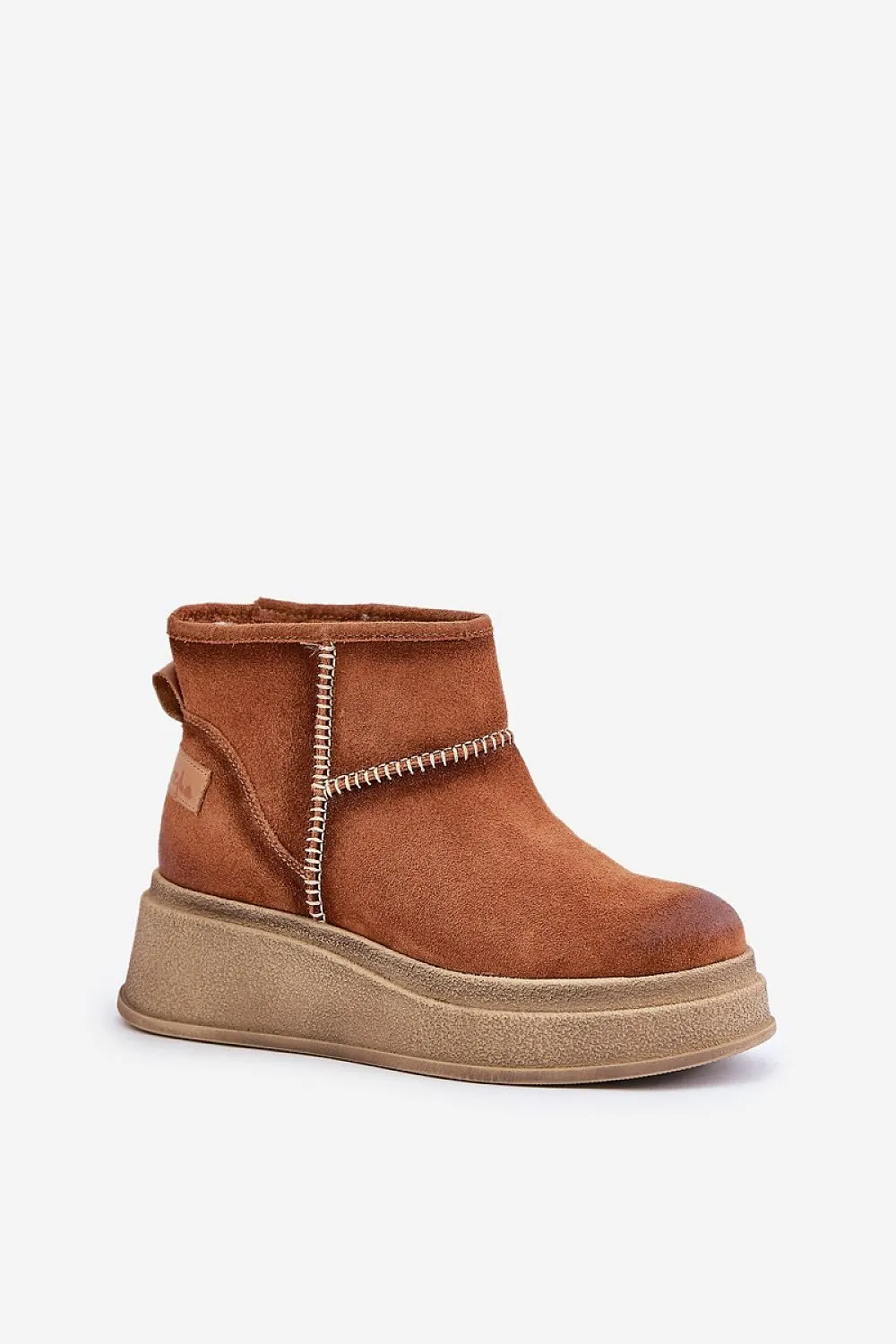 Snow boots