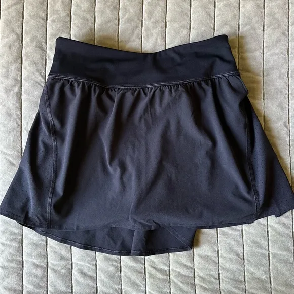 Spanx Shape Women’s Get Moving 14&quot; Skort - Black