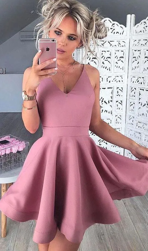 Straps Pink V-neck Pleats Stain Short Homecoming Dresses