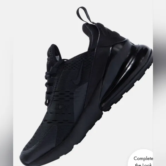 Sz 4 youth Nike Air Max 270 in black