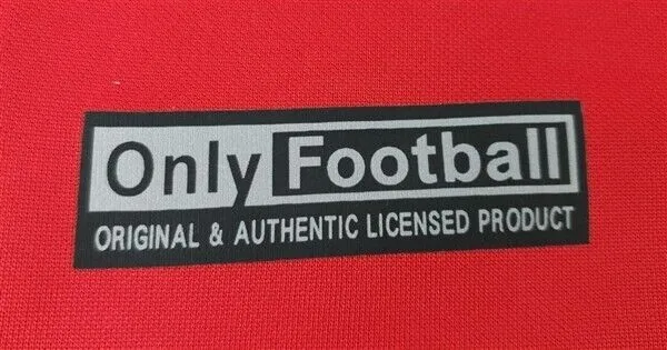 Teddy Sheringham Signed Manchester United F C Authentic Soccer Jersey (Beckett)
