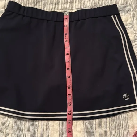 Tory Sport Tech Pique Tennis Skirt. Navy.  Size Medium.
