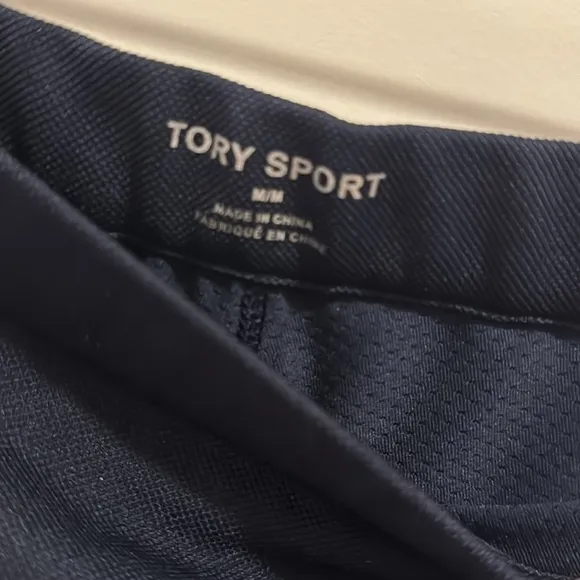 Tory Sport Tech Pique Tennis Skirt. Navy.  Size Medium.
