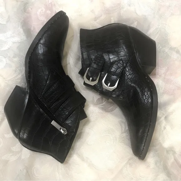 Treasure &amp; Bond Harper Embossed Black Faux Leather Croc Buckle Bootie size 9.5