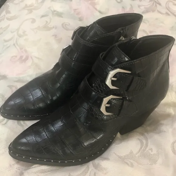 Treasure &amp; Bond Harper Embossed Black Faux Leather Croc Buckle Bootie size 9.5