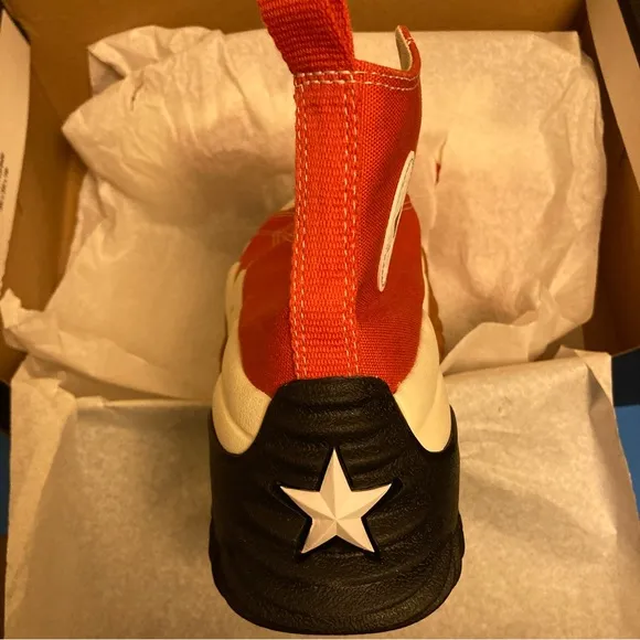 TWO PAIRS LEFT! LAST CALL! CONVERSE RUN STAR IN MANTRA ORANGE
